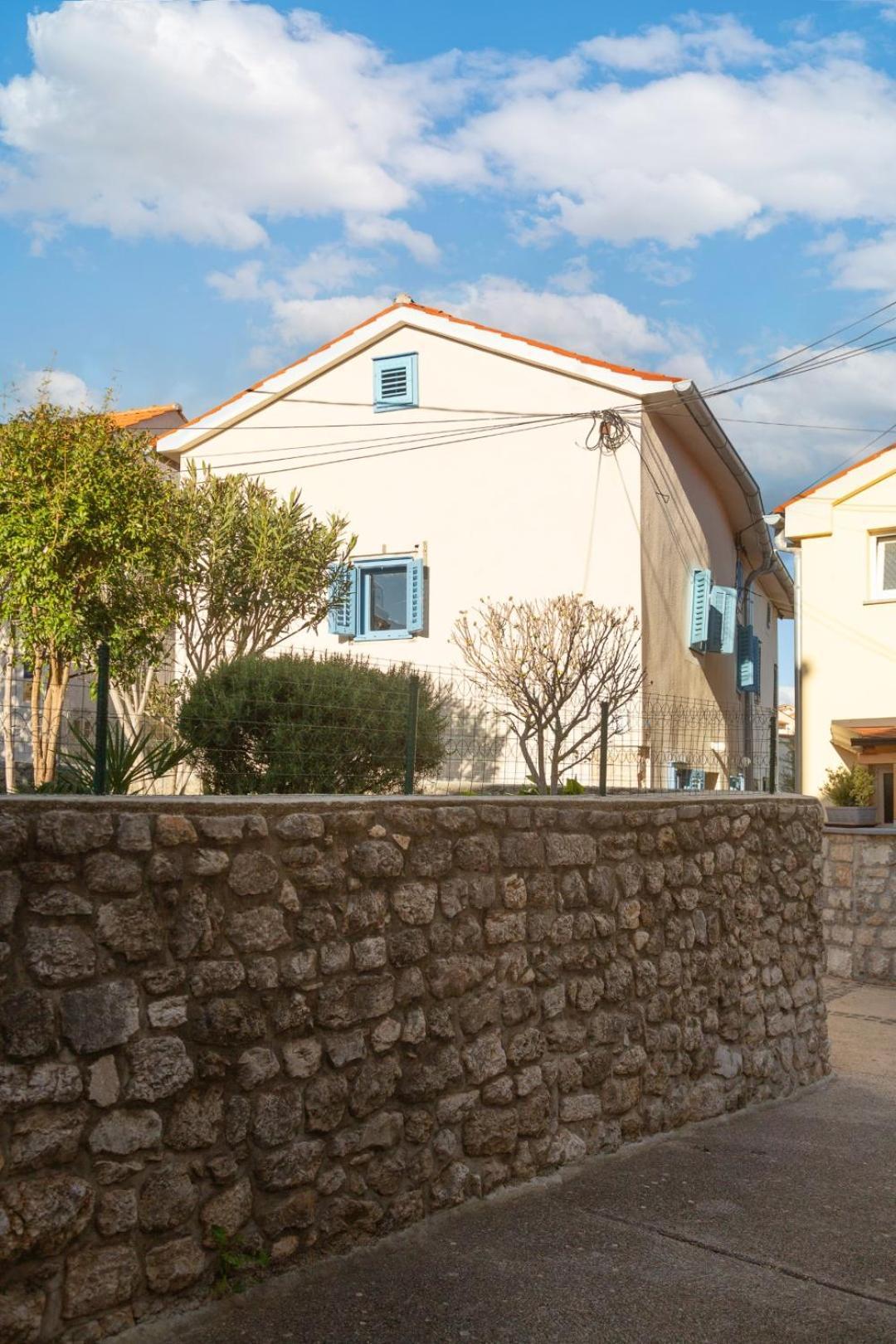 Apartment Stone House Krk Krk Town Buitenkant foto